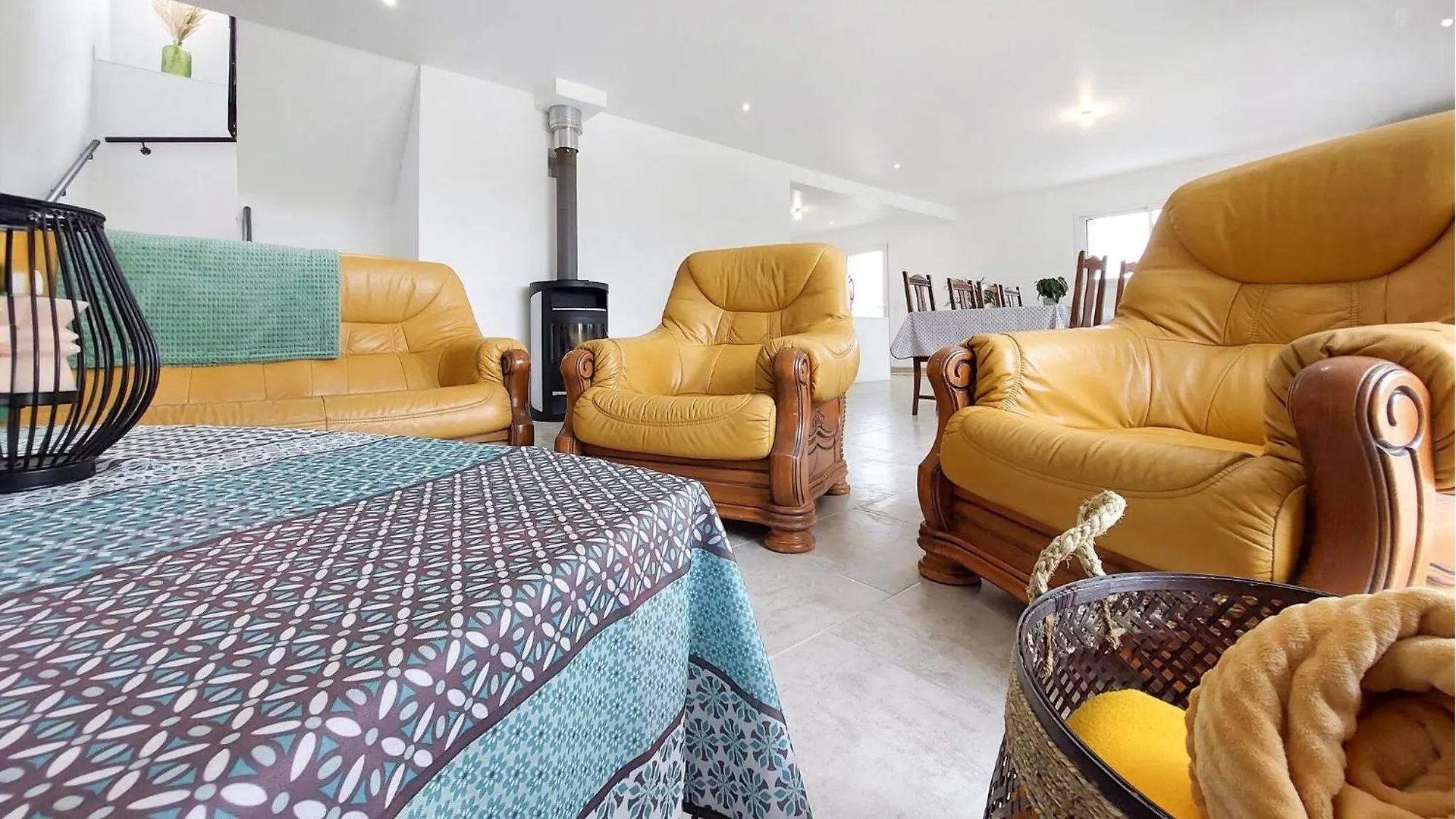 Stunning Home In Guegon With Wifi Francia