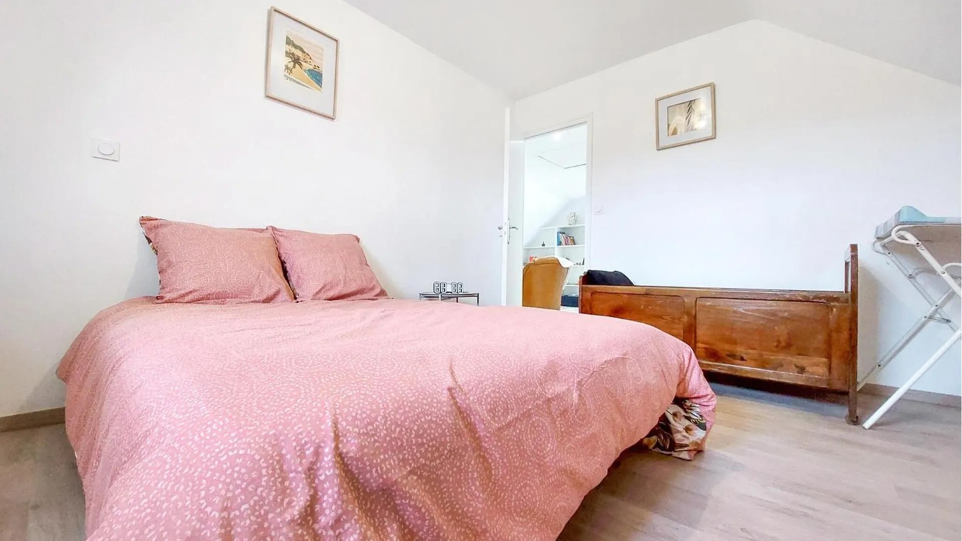 Stunning Home In Guegon With Wifi